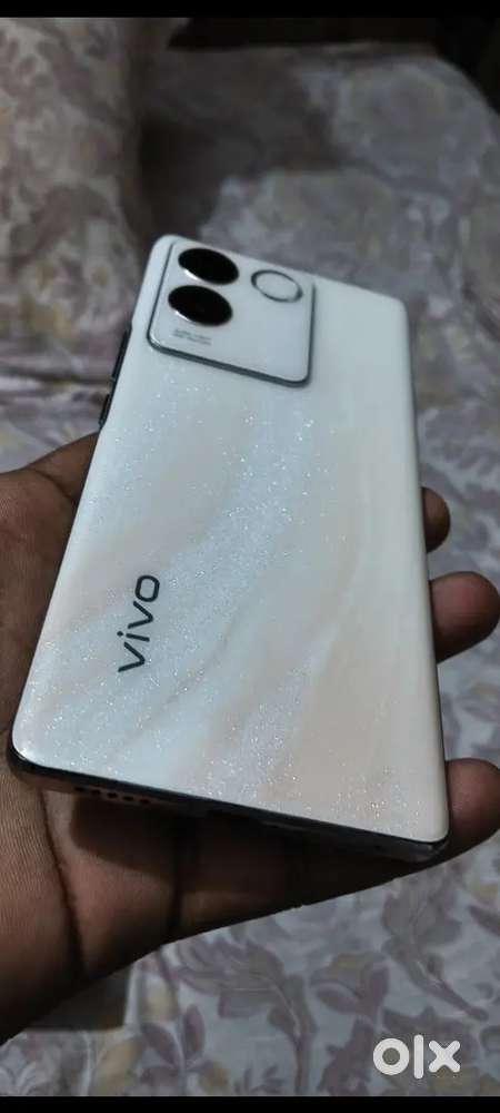 Vivo T2pro 8/256Gb One year old with bill Box charger avl