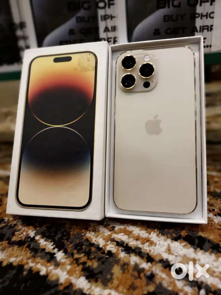 SELLING MY 14PRO MAX REFURB PICE 128GB STORAGE 1 MONT USE 97% BETRY