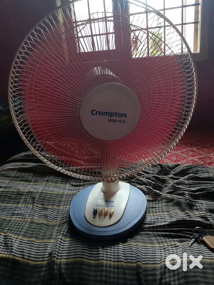 Crompton greaves table fan