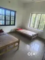 Rooms for rent : Top floor of a house, external kitchen