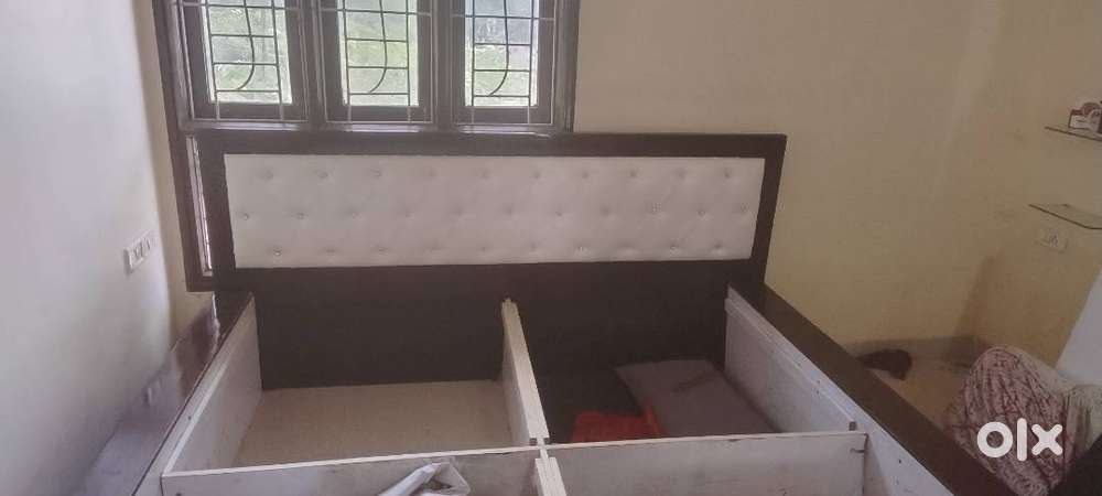Compartment bed