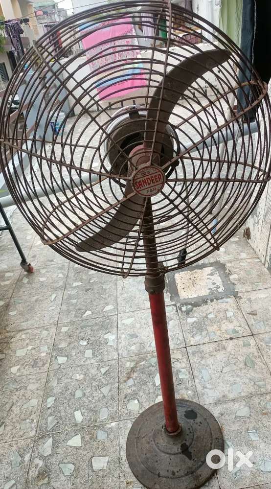 Table Fan with High speed