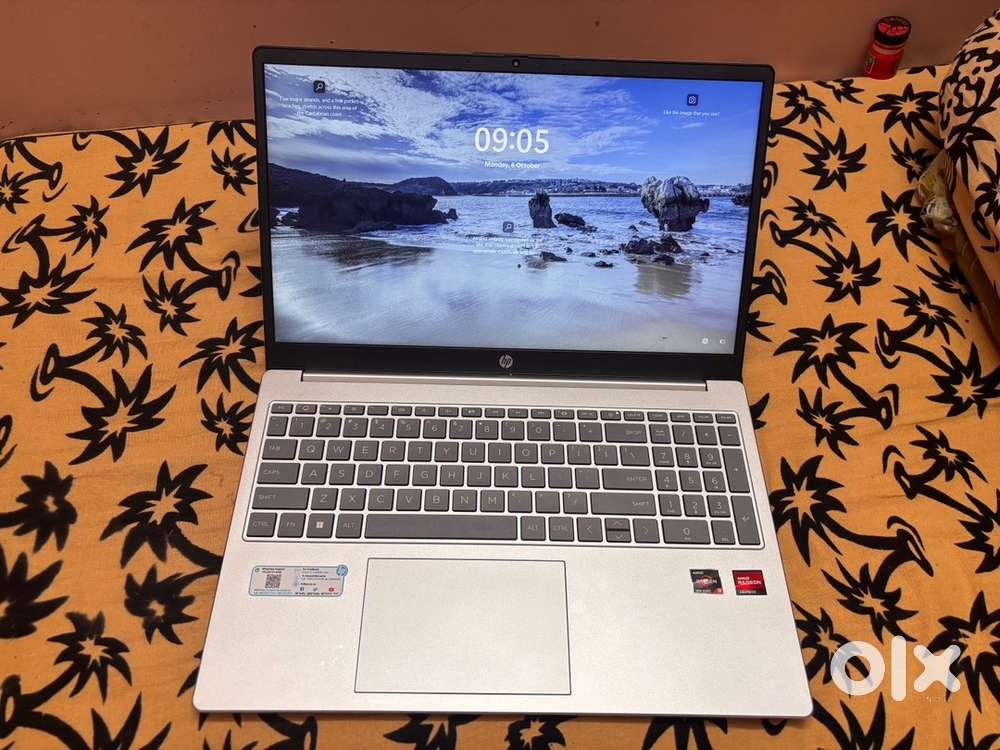 HP 15 AMD RYZEN QUAD CORE 7320U