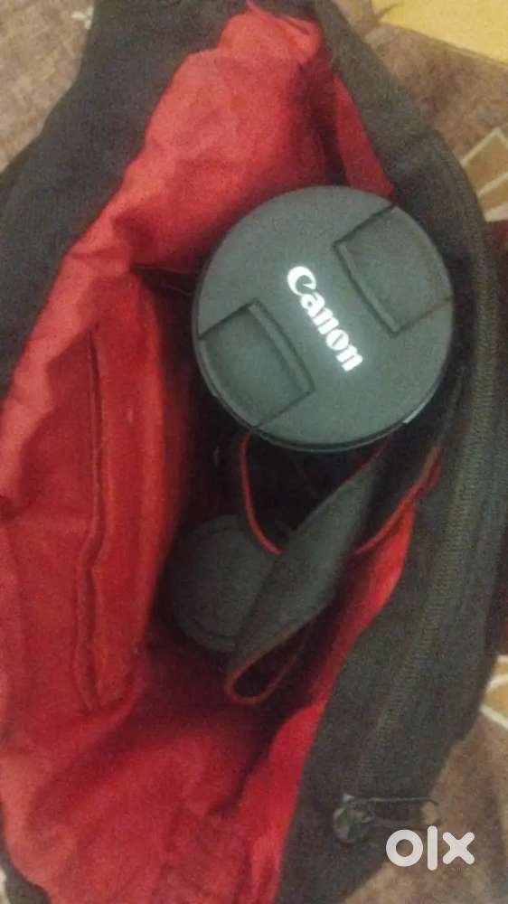 Canon 1200D camara