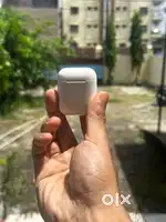 Apple airpods 2 acha condition