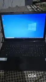 Hp 15 intel core i3(slightly negotiable)