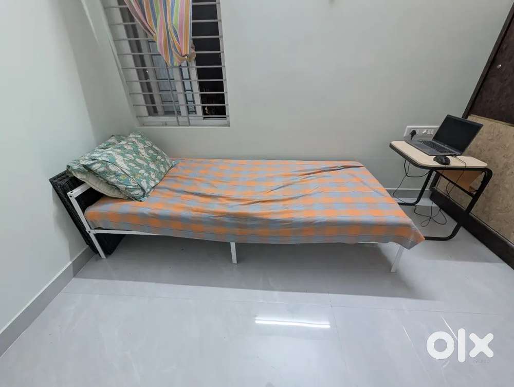 Ikea grimsbu single bed with wakefit mattress