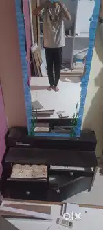 Dressing table