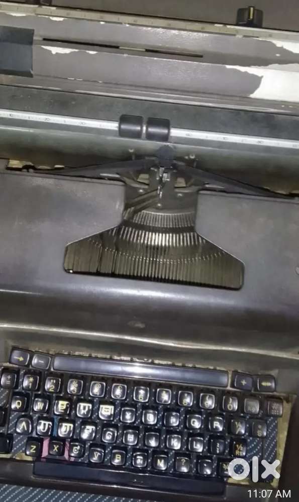 Typing machine