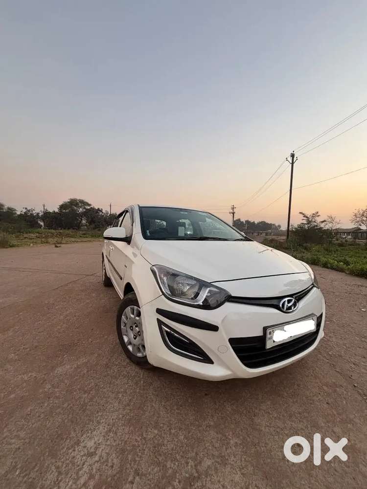 Hyundai i20 2012 Petrol 20000 Km Driven