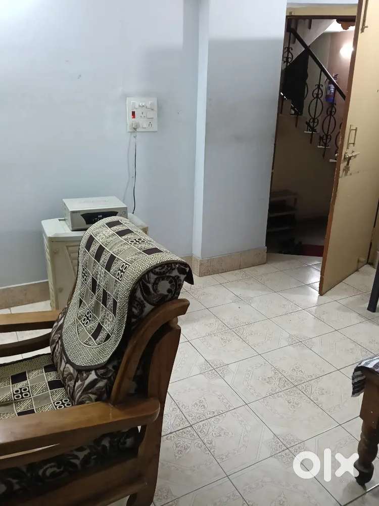 2bhk flat with furniture