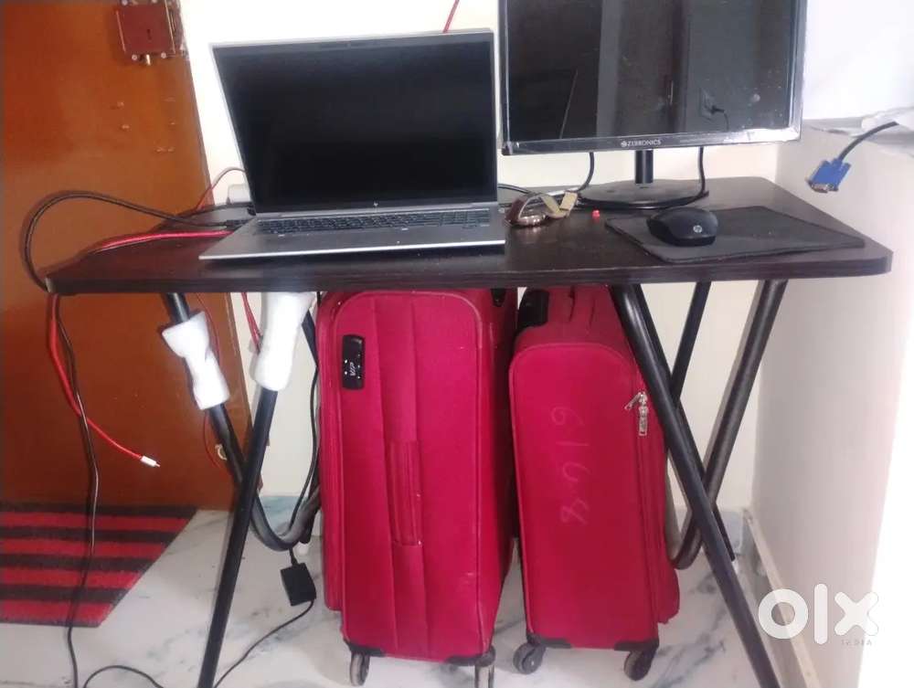 Office computer table with Laptop Table