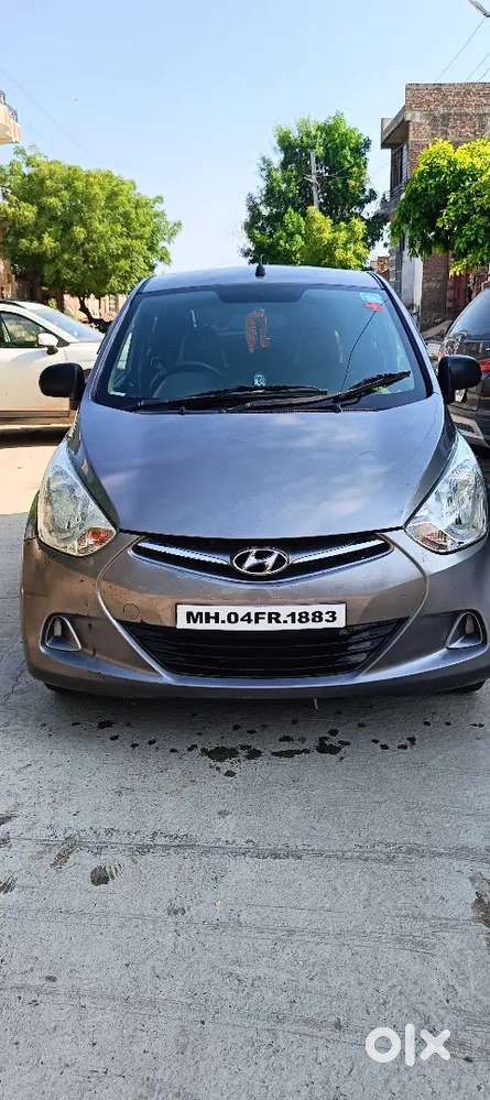 Hyundai EON 2012 Petrol Well Maintained