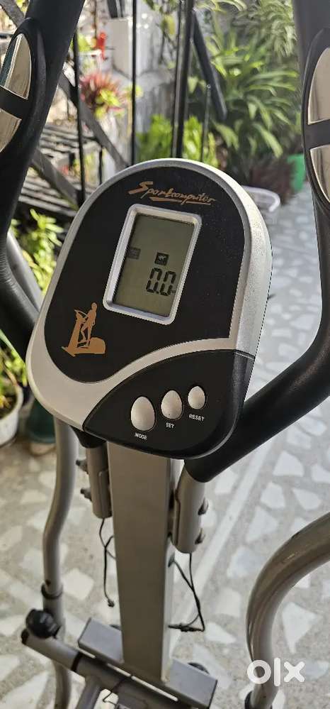 Elliptical Gym Cycle