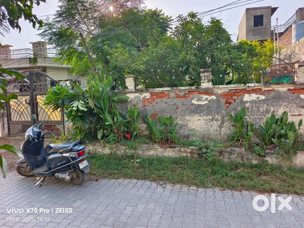 East facing plot with two rooms, kitchen and separate washroom
