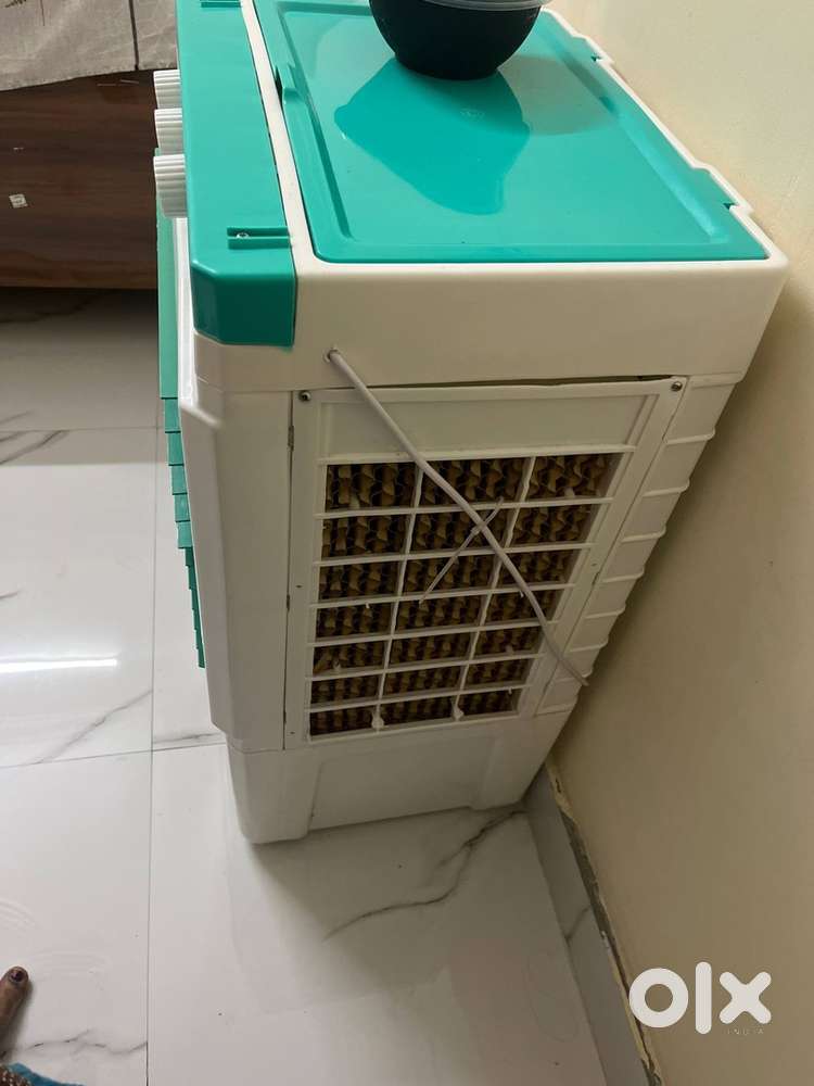 Cooler of sale with brand new condition