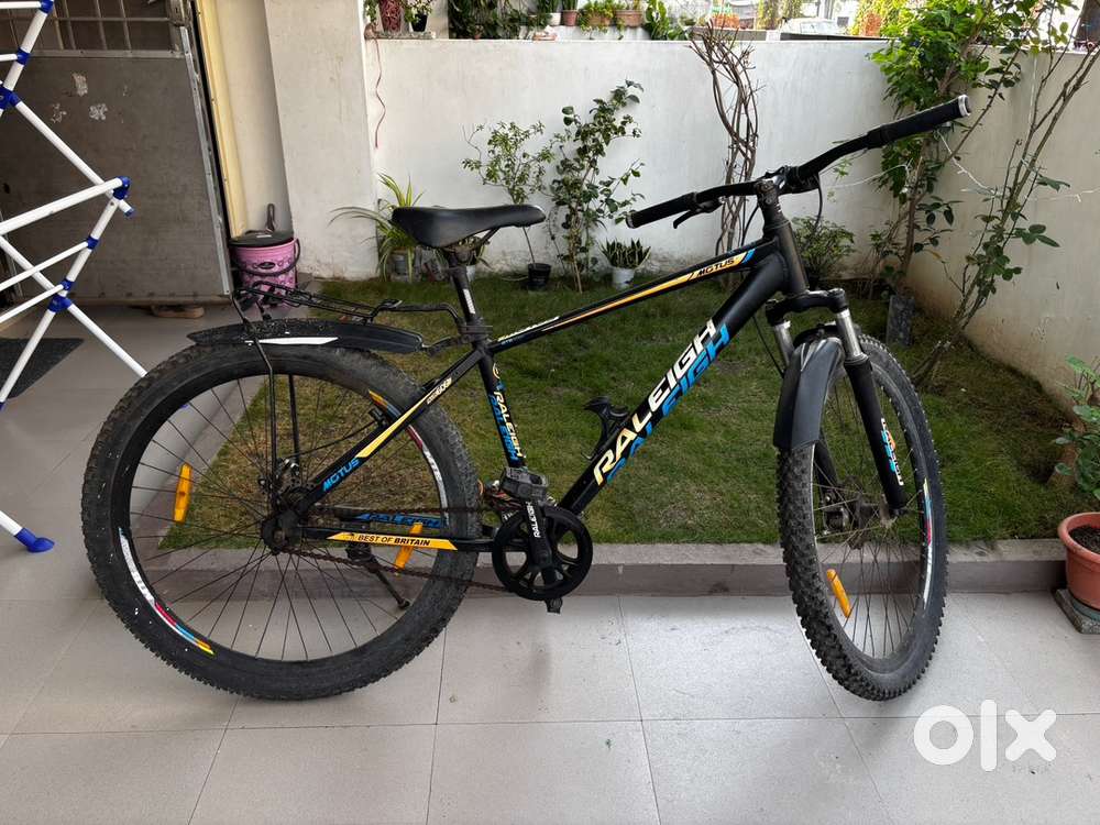 Bicycle Raleigh Motus
