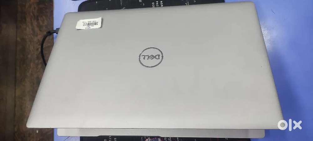 Dell Precision 3561 workstation laptop i7-11th 16Gb/512 4GBNVDIA Win11