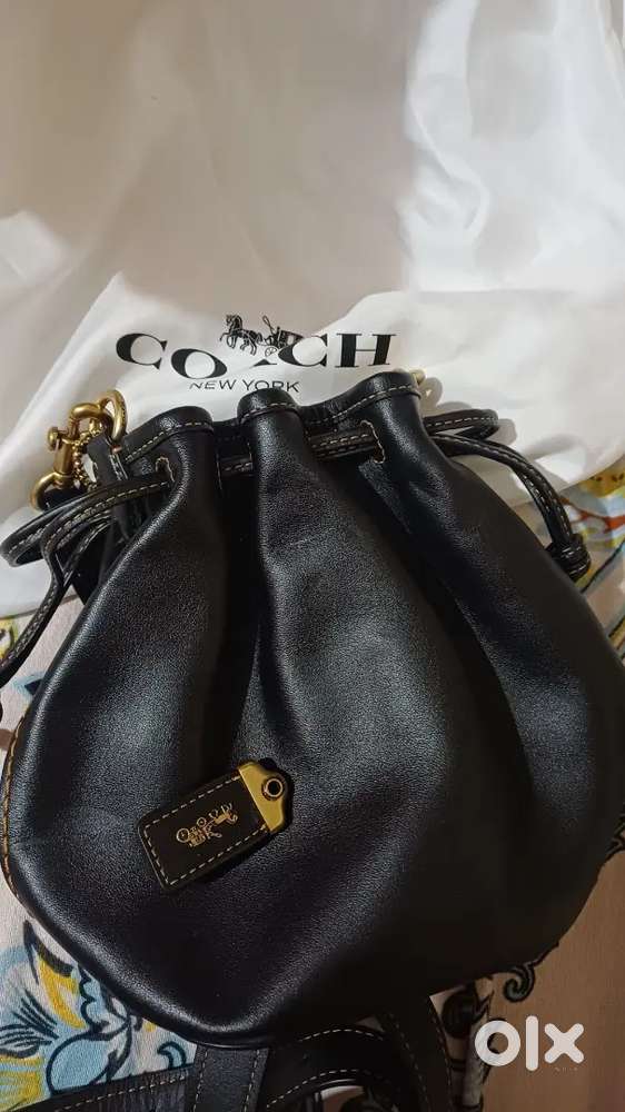 I want to sell my branded Coach bag
