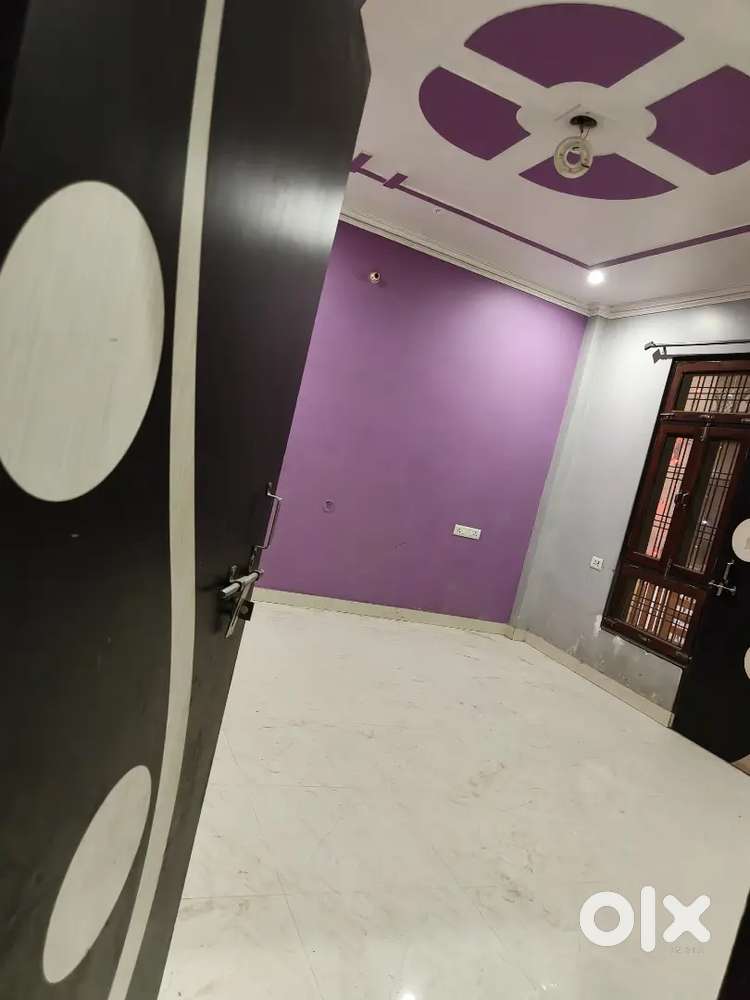 2 BHK indipendent floor
