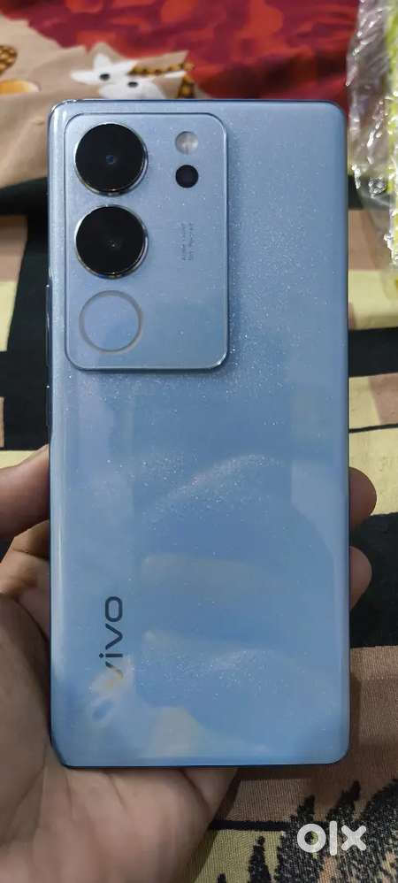 Vivo v29 8+8/128 Excellent condition 100% bill box all accessories