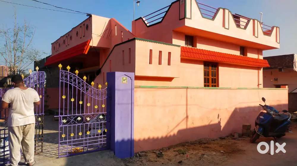 House for sale good location