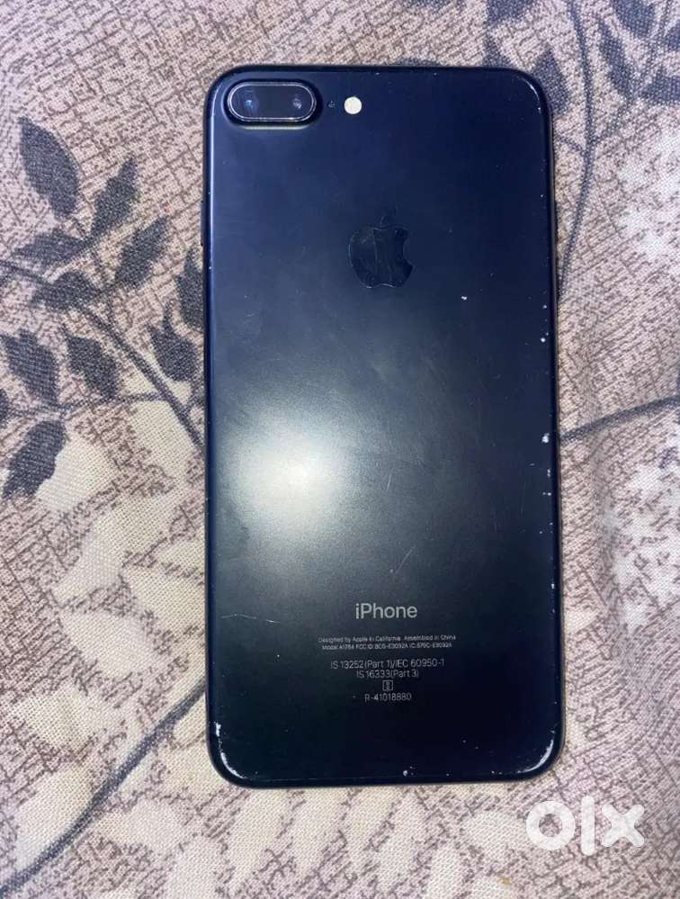 iPhone 7 Plus (GOOD CONDITION)