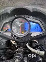 Pulsar 200