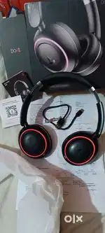 100% original boAt headphones black colour 1 year reaper card free