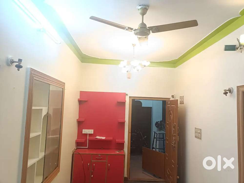 1bathroom bike parking