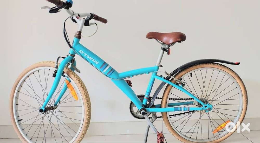 Btwin MyBike City Bicycle–Excellent Conditionm,Lightweight & Stylish