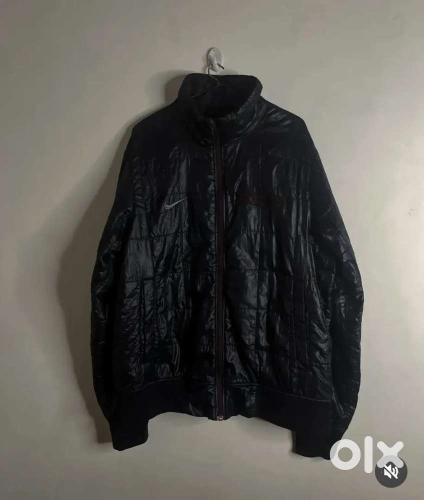 BLACK NIKE BOMBER JACKET
