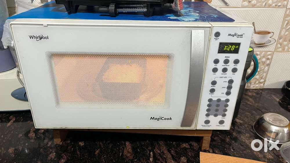 Microwave Oven