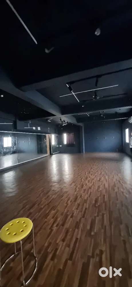 2500sqft Office space Available for Rent in near auto stnd kankarbagh