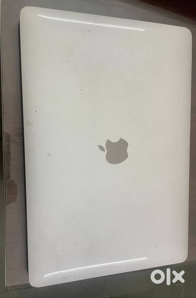 APPLE MACBOOK PRO VERY GOOD CONDITION