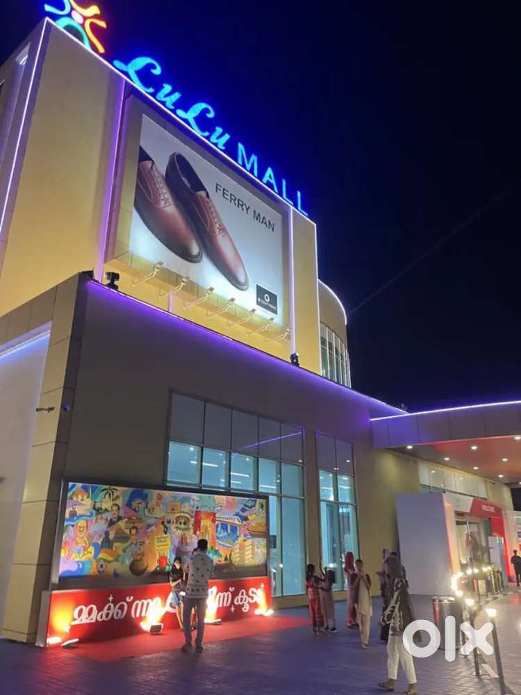 LULU MALL JOBS GIRL'S/BOY'S REQUIRED FOR STORE APPLY NOW !