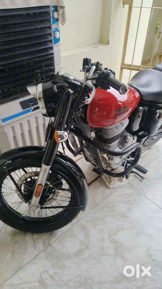 Classic 350 ( 2023 )Showroom condition