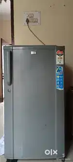 Refridgerator