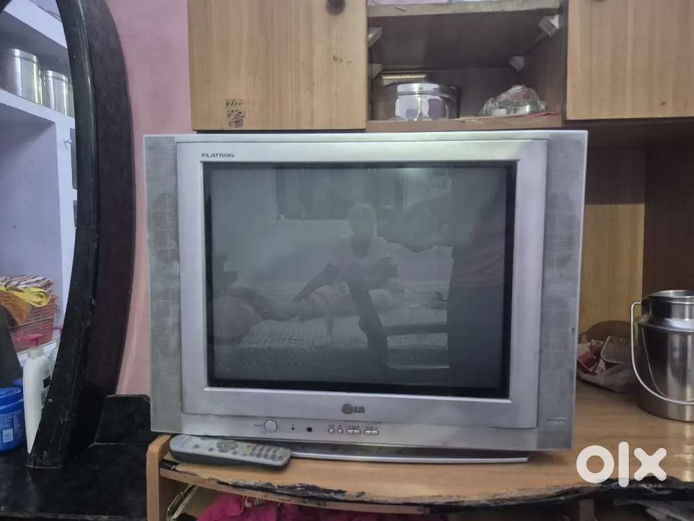 Antique tv