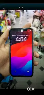 I phon xs gold color good condition