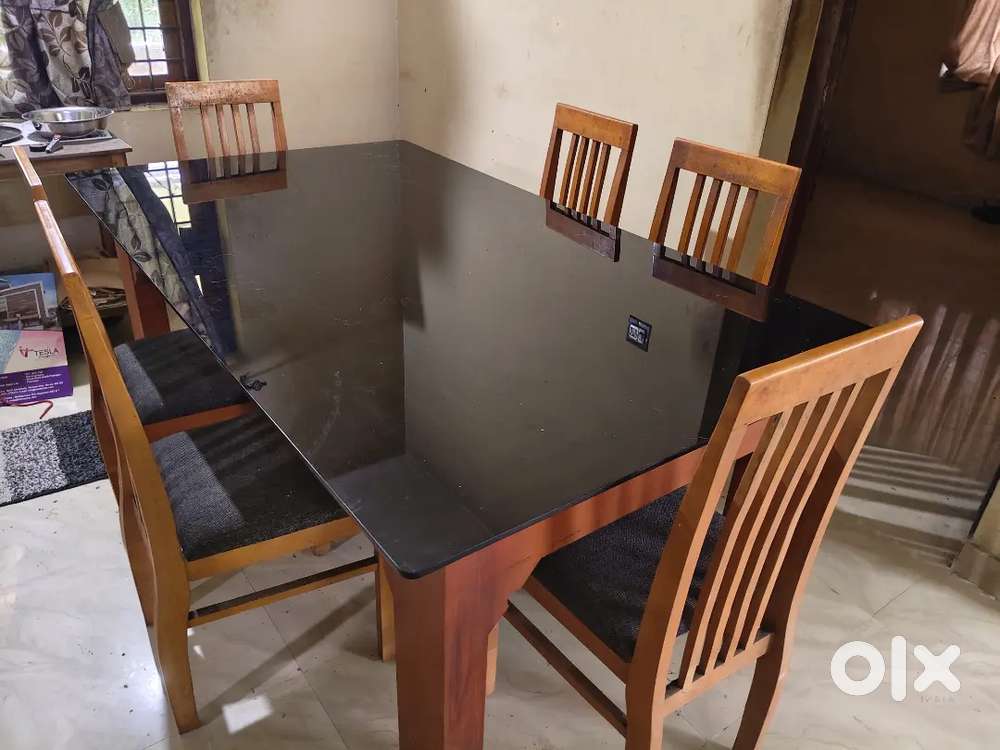 Dining table