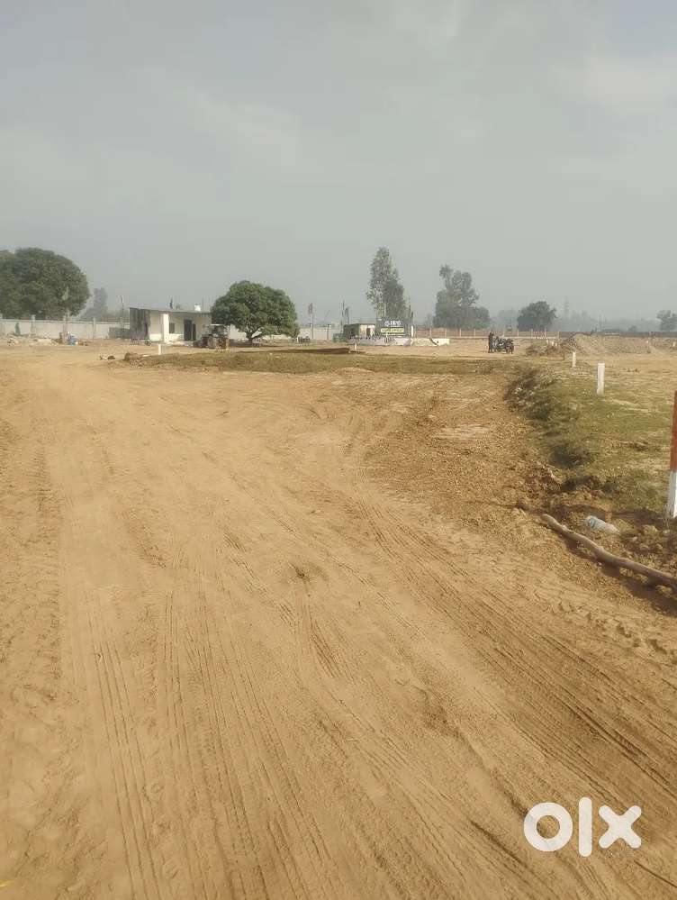 153 sq yd plot in Panchkula extension available for sale