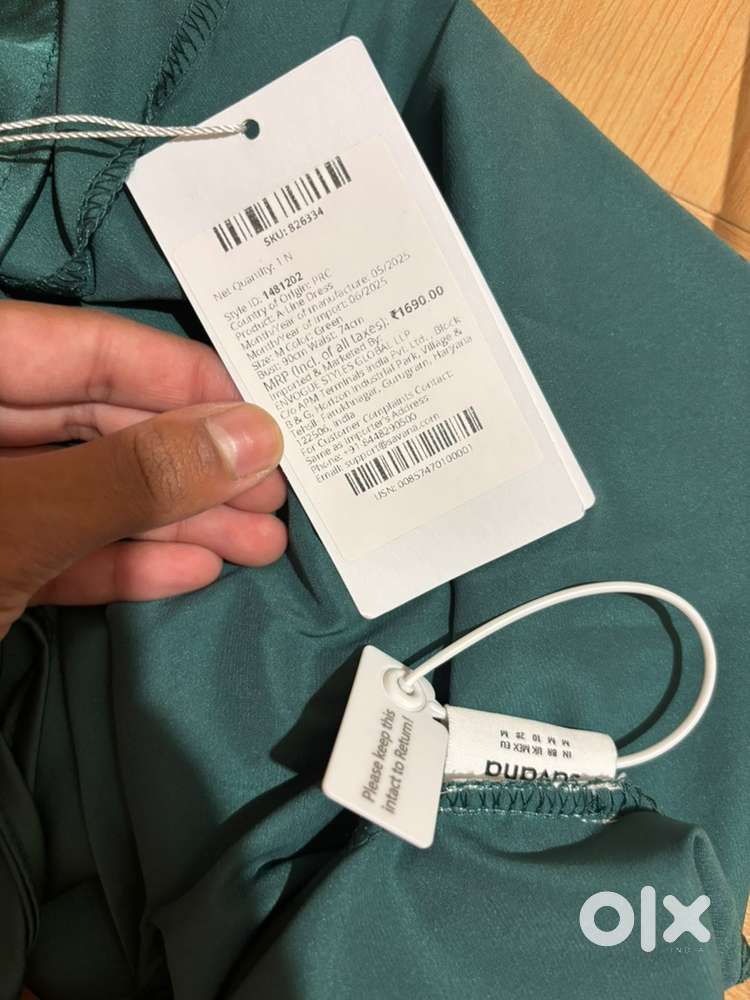 Savana Cocktail Green Dress with Red Stone Chain