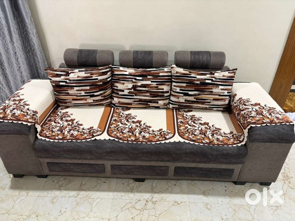 Comfortable 3 seater Sofa