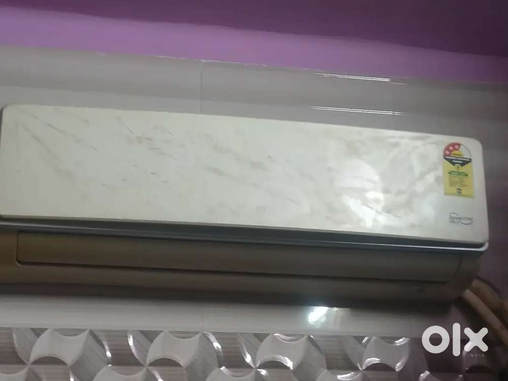 Voltas split AC 3star 17000