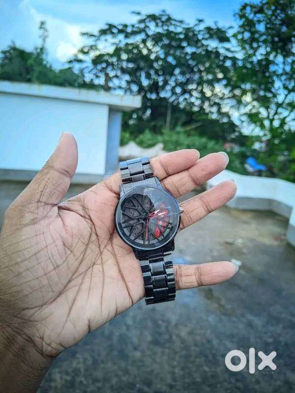 Cars wheel watch.