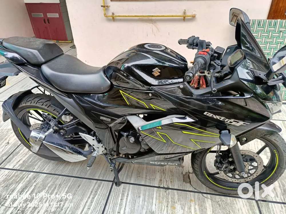 urjent need suzuki Gixxer 155 E20 showroom condition