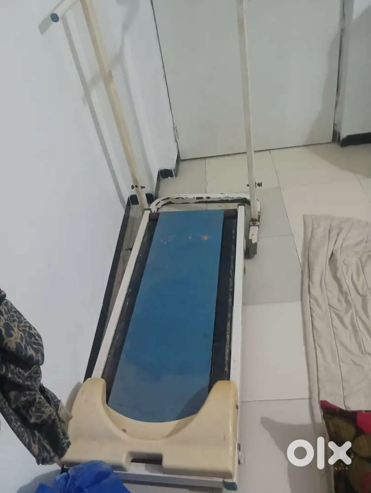 Manual treadmill (weight loss machine)
