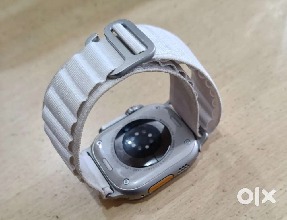 Apple Watch Ultra 49mm - MINT Condition, 97% Battery Health