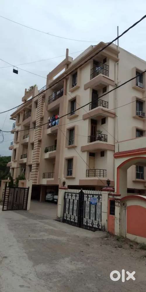 3bhk flat main road katanga available for rent